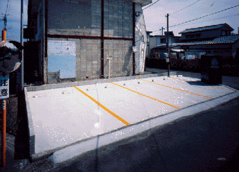 東餅田駐車場