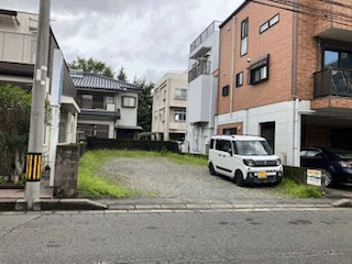 西田3-4駐車場